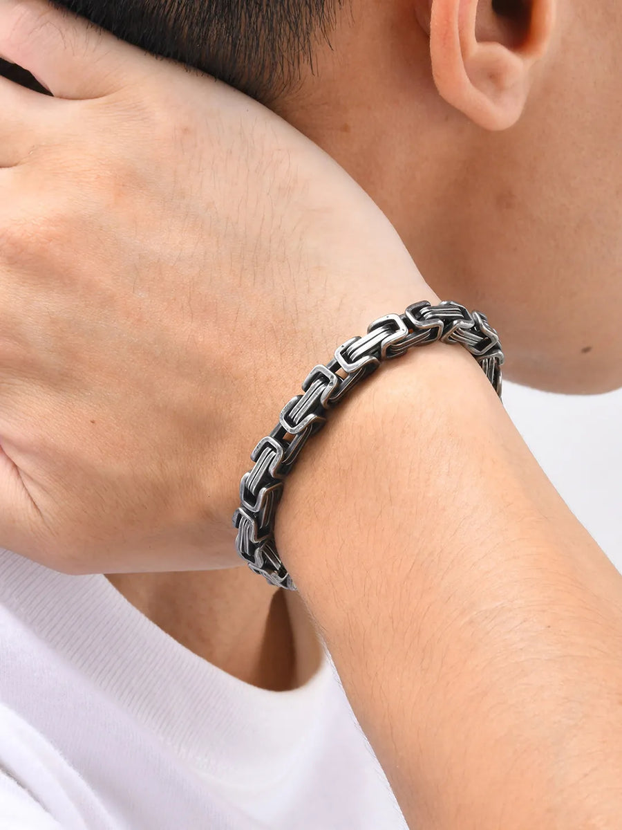 Shadow Grid Chunky Chain Cuff