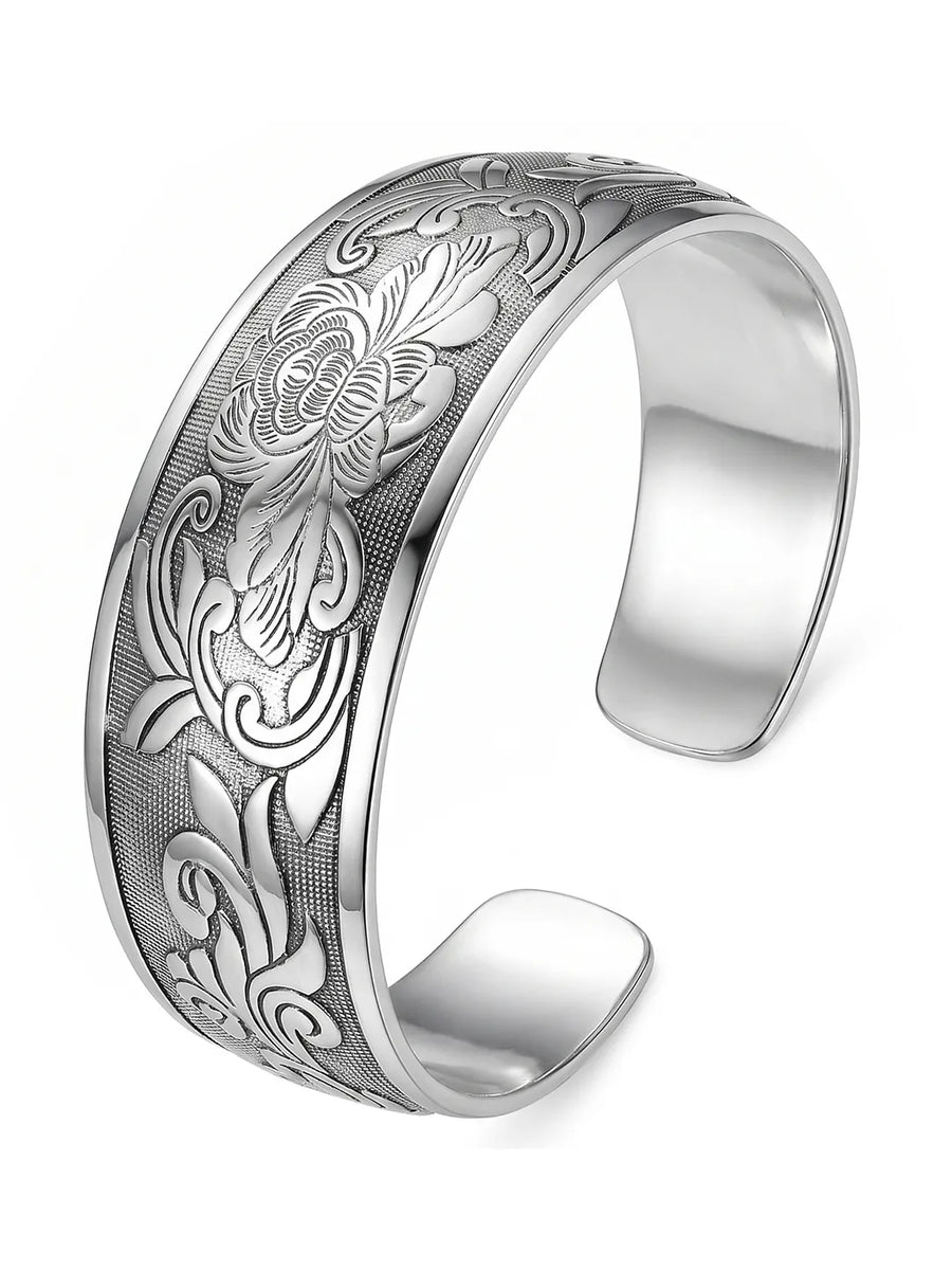 Peora Floral Oxidised Engraved Cuff Kada - Silver