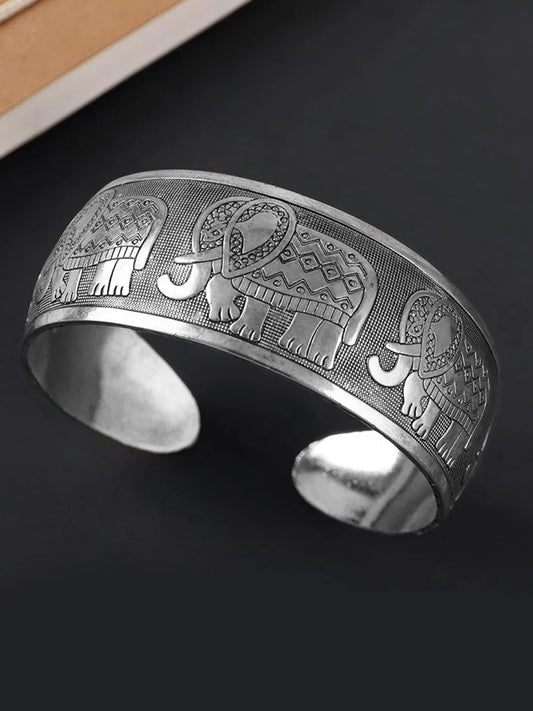 Peora Oxidised Elephant Legacy Kada - Silver