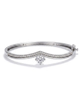 Peora Solitaire Wave Crystal Bangle - Silver