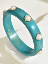 Peora Ocean Pearl Accent Resin Bangle