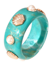 Peora Ocean Shell Beach Charm Resin Bangle