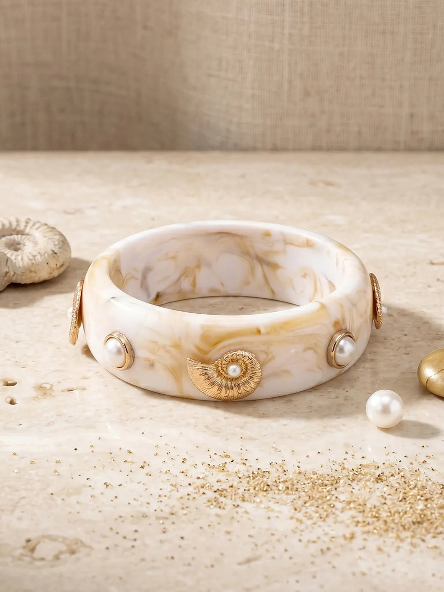 Peora Boho White Beach Accent Resin Bangle