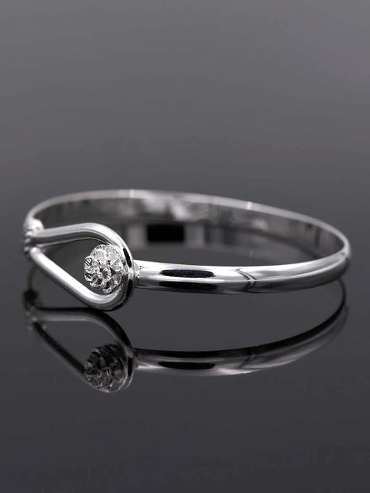 Adorn Chain Bracelet by Peora | Stylish & Elegant Wristwear