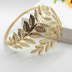 Peora Leaf Design Kada Bracelet – Elegant Nature-Inspired Style