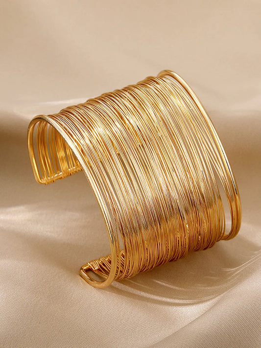 Peora Layered Wire Bracelet – Sleek & Stylish Statement