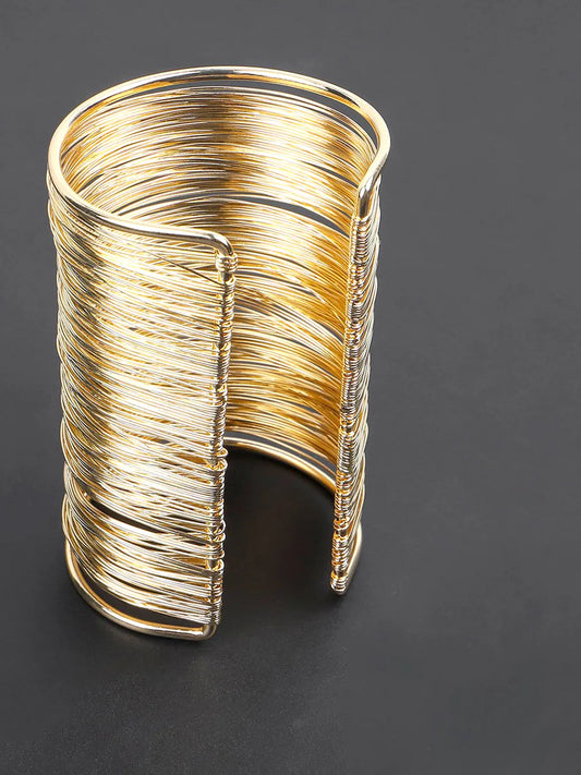 Peora Wire Wrapped Bracelet – Artistic & Trendy Design