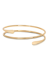 Peora Twisted Spiral Bracelet – Bold & Contemporary Style