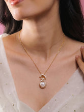 Peora Shell Pearl Drop Pendant Necklace - Gold