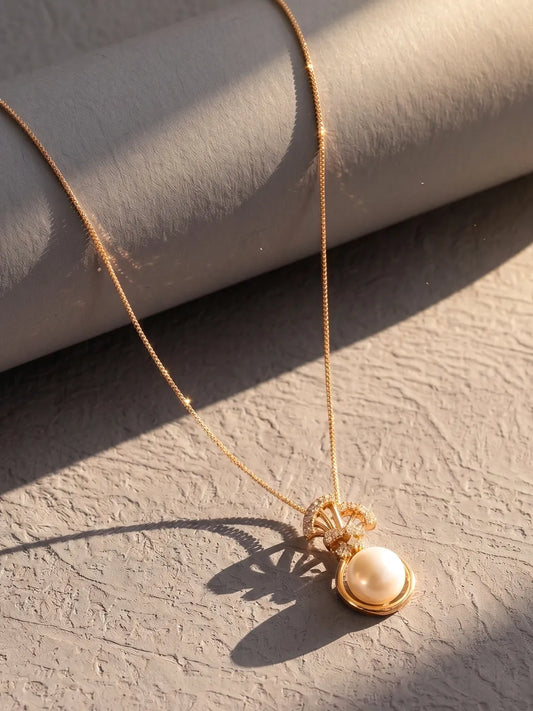 Peora Shell Pearl Drop Pendant Necklace - Gold