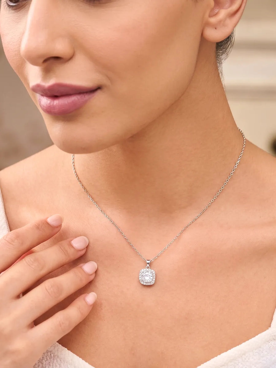 Peora Crystal Cluster Pendant Necklace - Silver