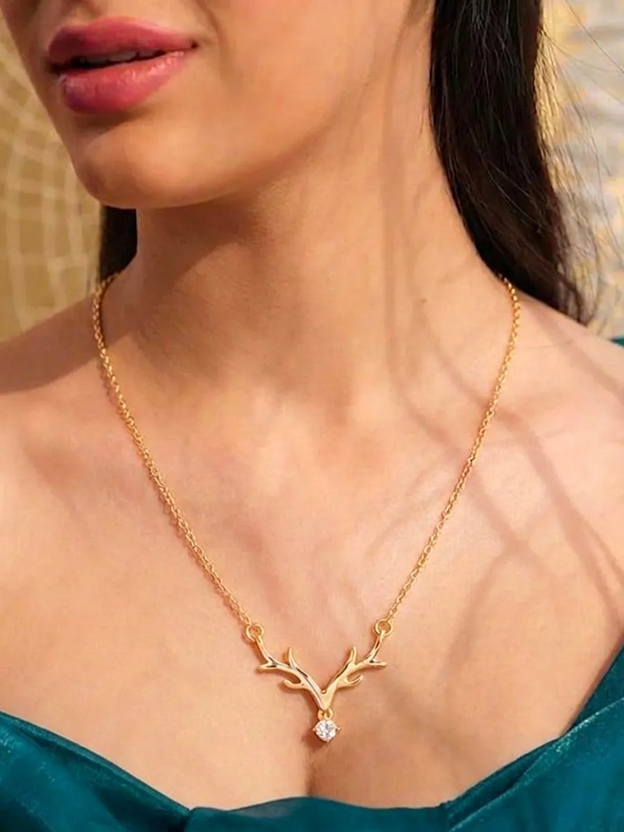 Peora Deer Horn Crystal Crown Necklace - Silver