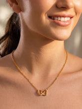 Peora Entwined Infinite Heart Necklace - Gold