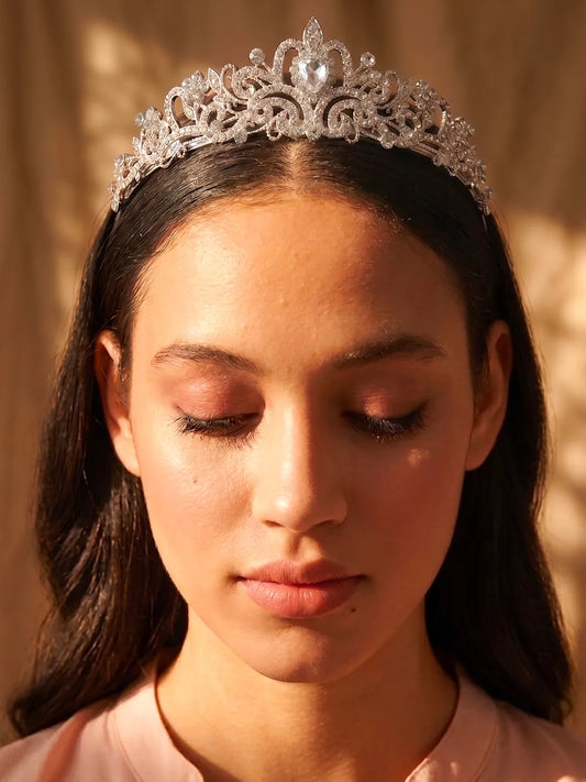 Peora Crystal Moonlight Princess Crown - Silver