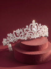 Peora Crystal Moonlight Princess Crown - Silver