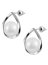 Chic Pearl and Swirl Design Earrings