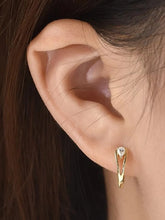 Minimalist Teardrop Hoop Earrings