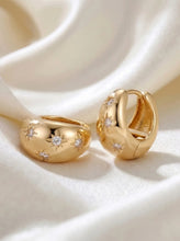 Peora Starburst CZ Huggie Earrings - Gold