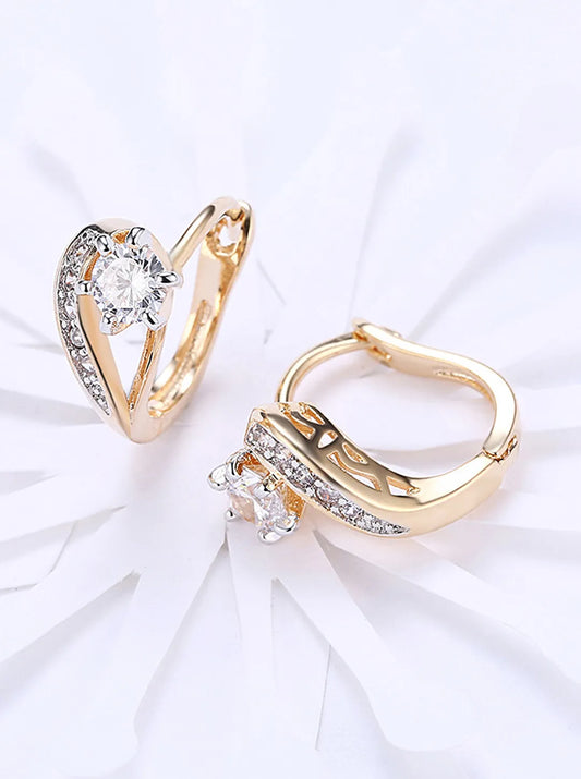 Peora Solitaire CZ Twist Hoop Earrings - Gold