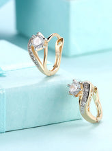 Peora Solitaire CZ Twist Hoop Earrings - Gold