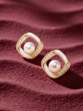 Peora Pearl Frame Stud Earrings - Gold