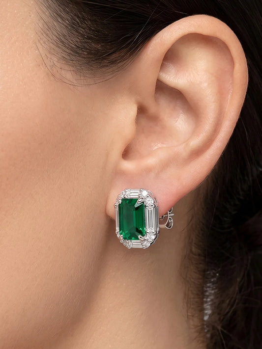 Peora Emrald Green Solitare Studs - Silver