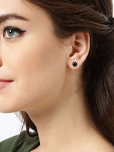 Rogue Black Stud Earrings