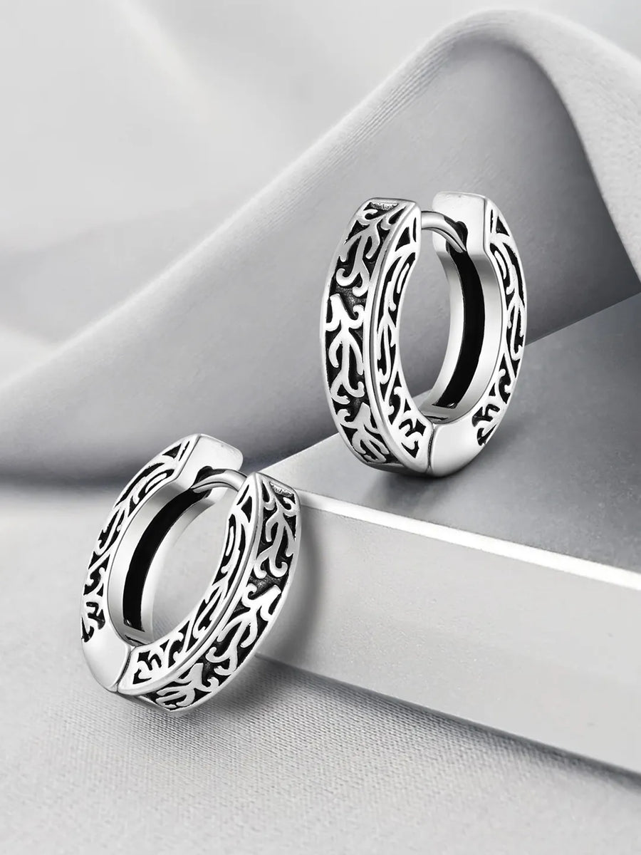 Huggie Earrings – Sleek & Stylish Everyday Wear | Peora