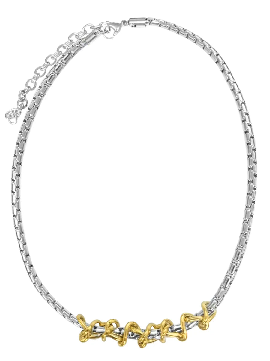 Minimalist Twist Collar Chain