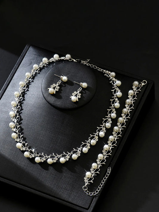 Whispering Blooms Pearl Necklace Set