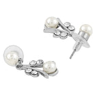 Whispering Blooms Pearl Necklace Set