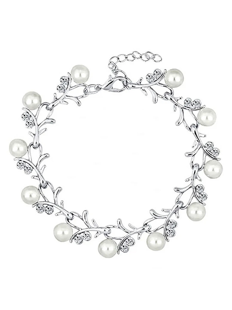 Whispering Blooms Pearl Necklace Set
