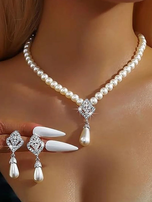 Sparkling Pearl Studded Necklace Set