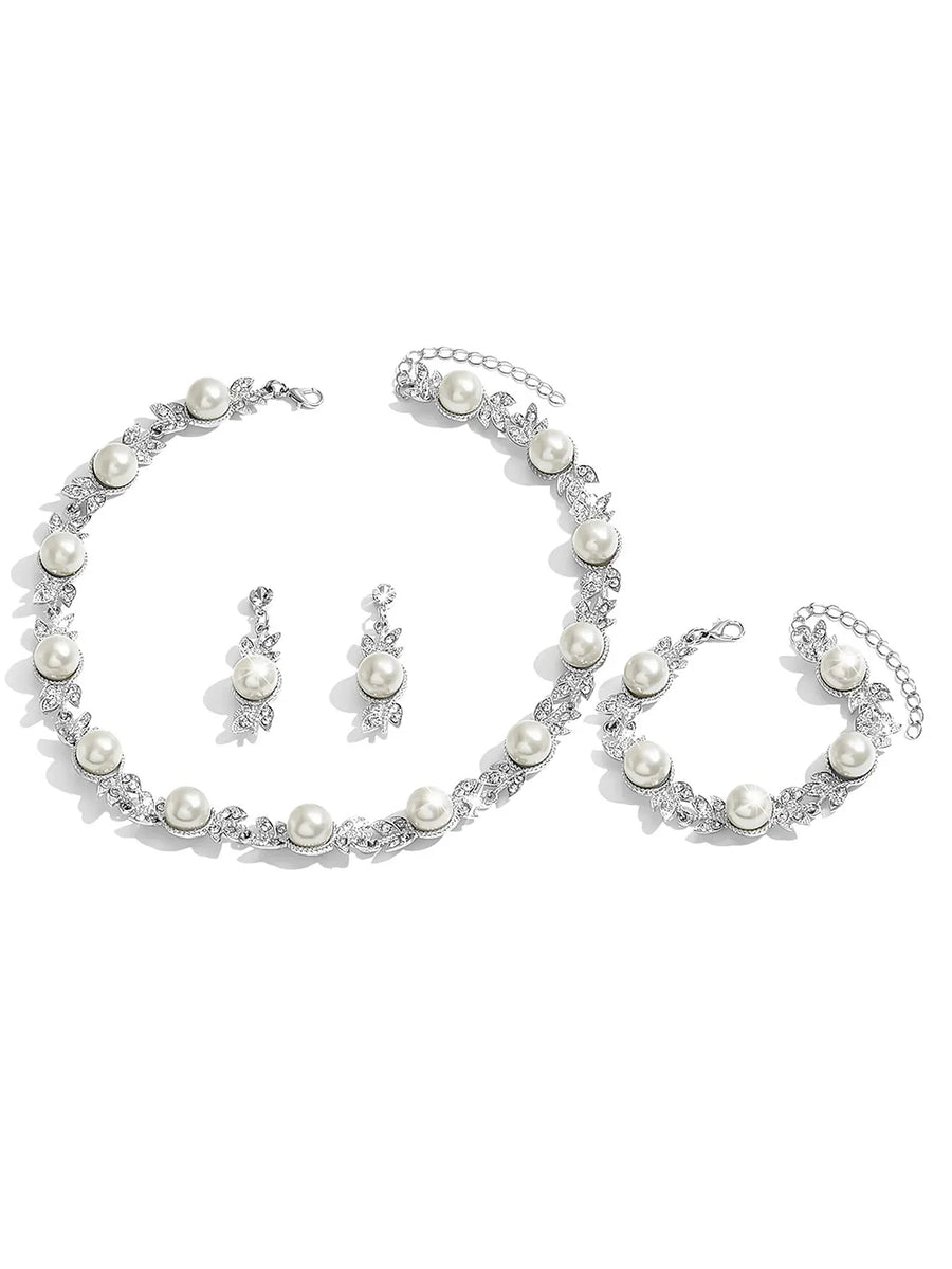 Classic Pearl and Crystal Necklace Set