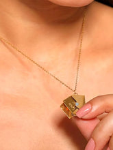 Chic Envelope Inspired Pendant Chain - Gold