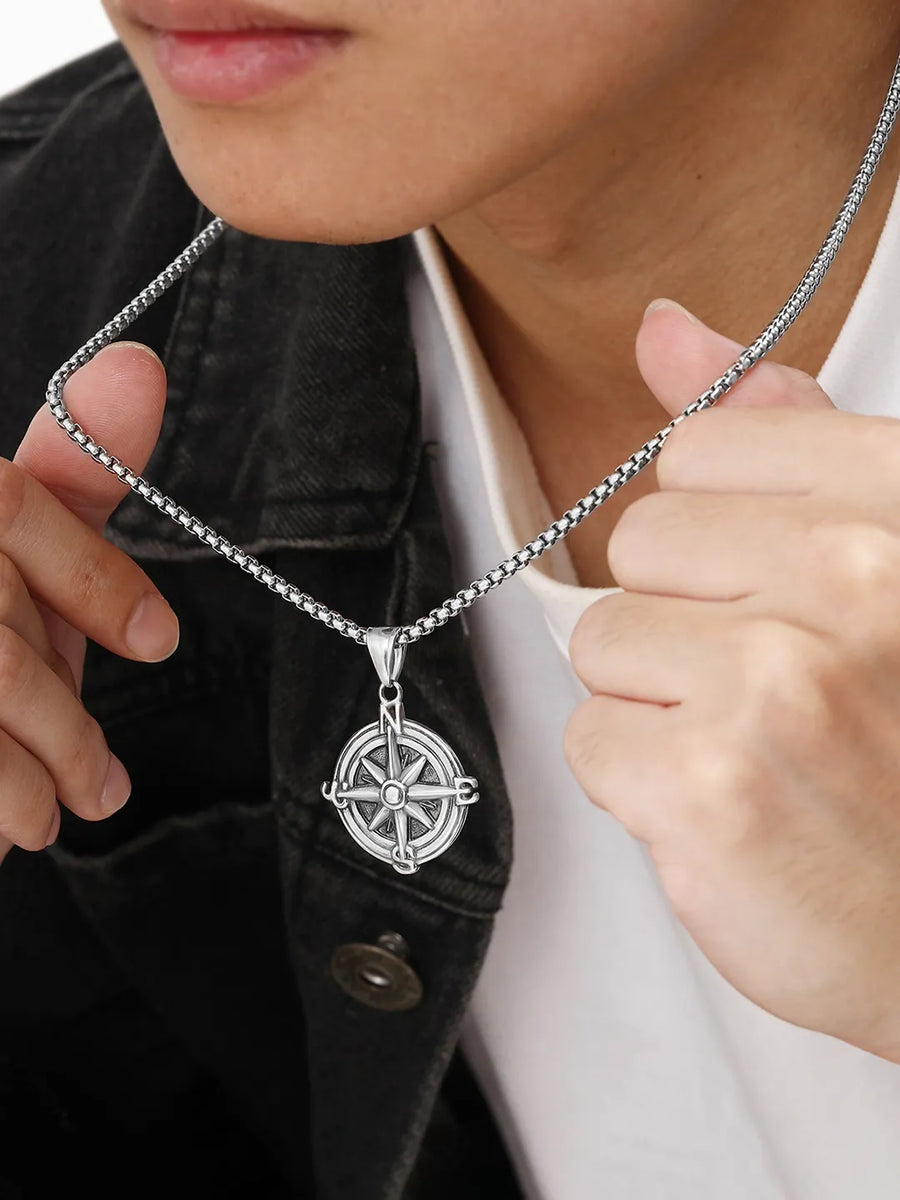 Compass Pendant Chain – Navigate in Style | Peora