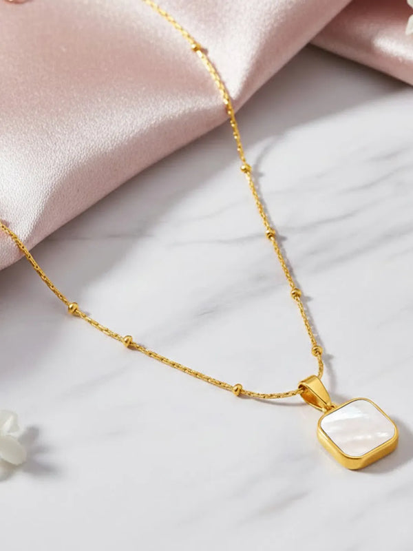 Peora Elegant Gold Mother Of Pearl Square Necklace