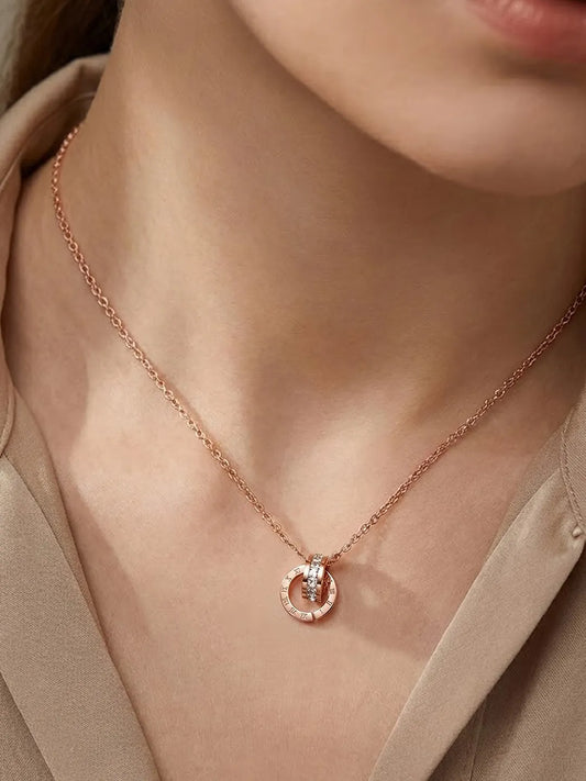 Peora Rose Gold Roman Double Circle Pendant Chain