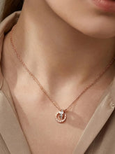 Peora Rose Gold Roman Double Circle Pendant Chain