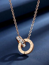 Peora Rose Gold Roman Double Circle Pendant Chain