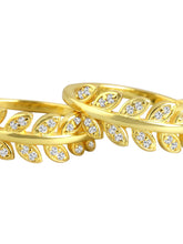 Nature’s Glow CZ Leaf Toe Ring