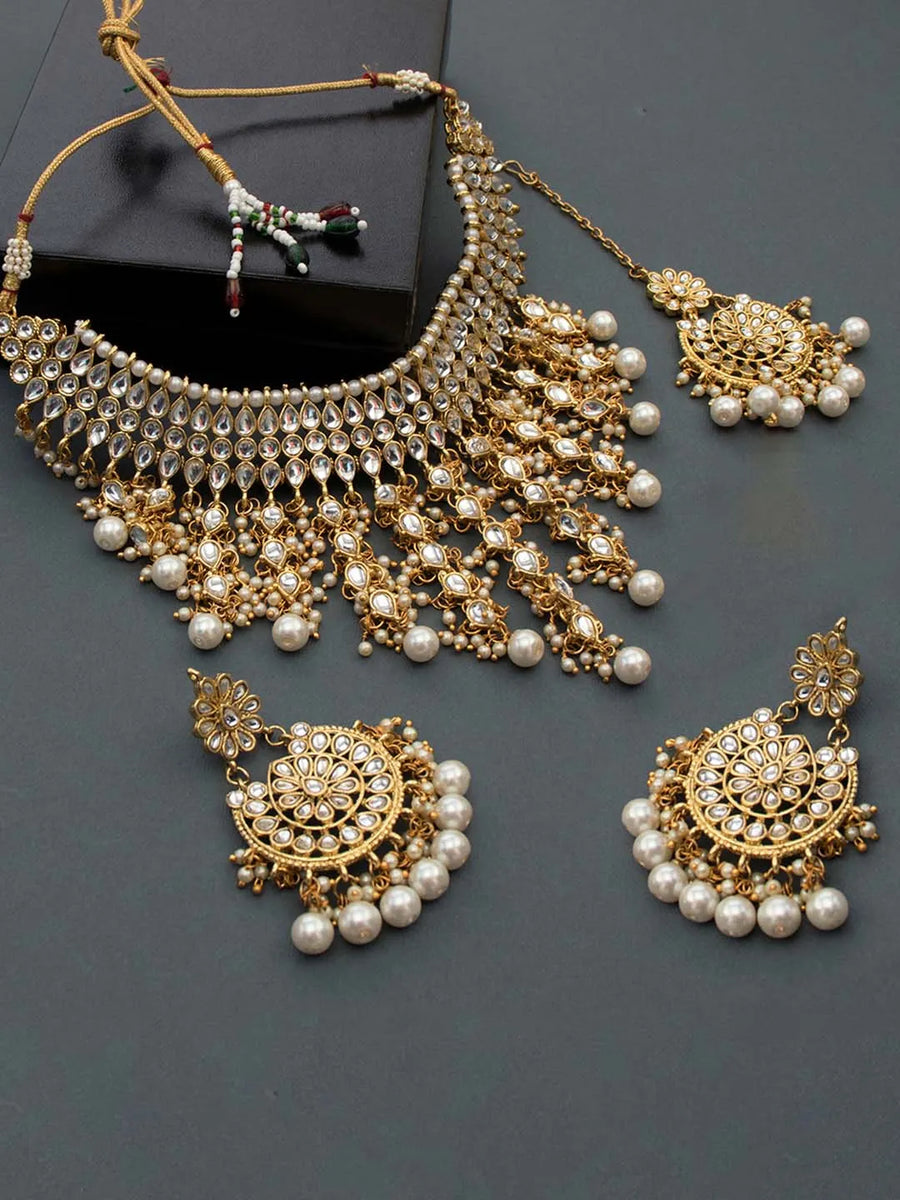 Pearl Necklace Set – Elegant & Timeless Jewellery | Peora