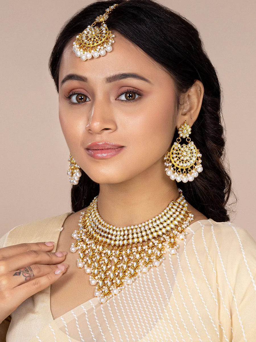 Pearl Necklace Set – Elegant & Timeless Jewellery | Peora