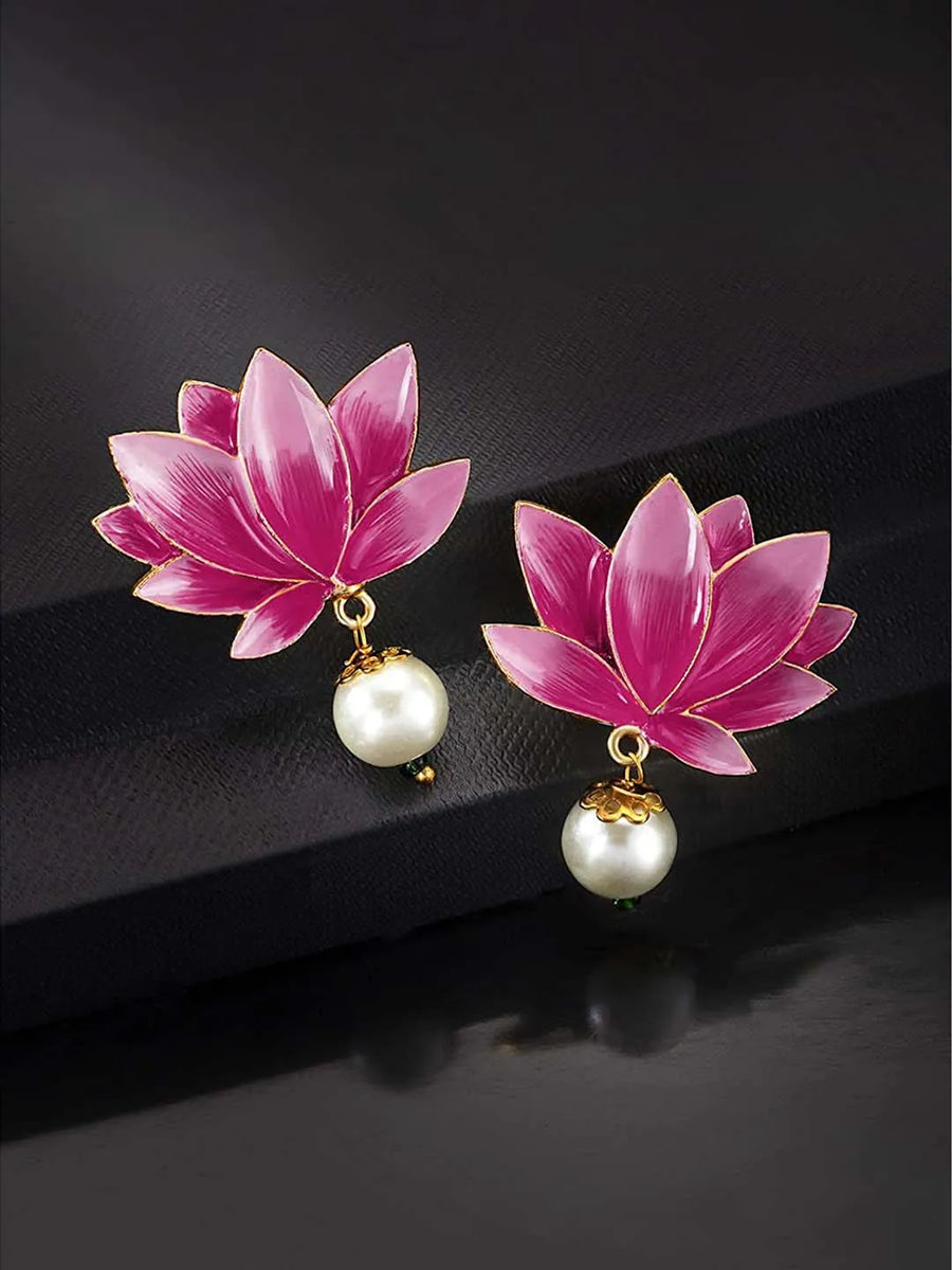 Statement Earrings – Bold & Elegant Jewellery for Women | Peora