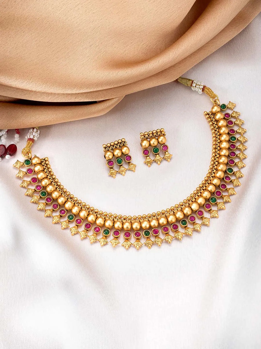 Short Necklace Set by Peora | Elegant & Stylish Fashion Jewellery


