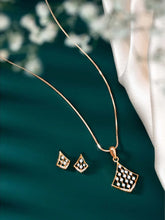 Pendant Set for Women – Elegant & Stylish Designs | Peora