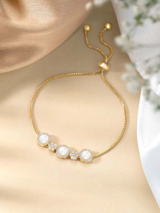Pearl Bracelet by Peora – Timeless Fashion Jewellery

