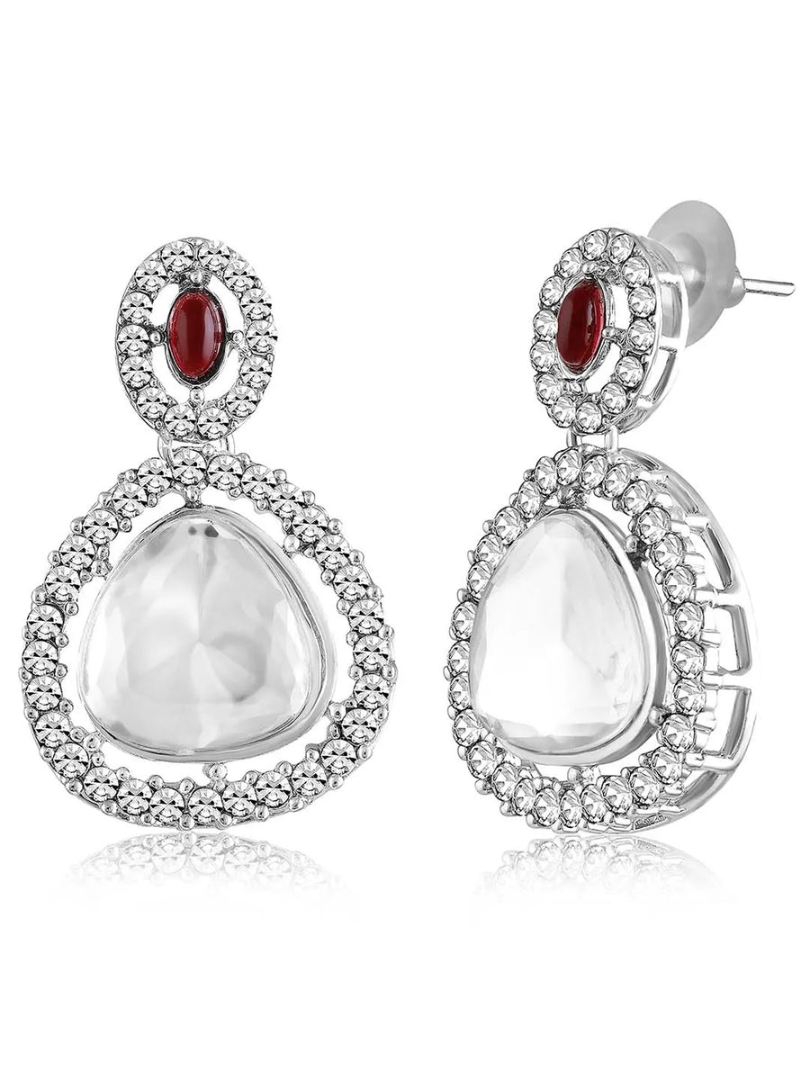 Necklace Set by Peora – Timeless Elegance for Every Occasion