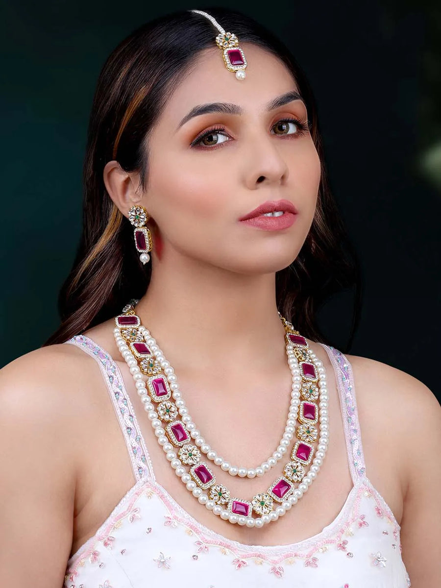 Necklace Set by Peora – Classic & Elegant Jewellery Collection