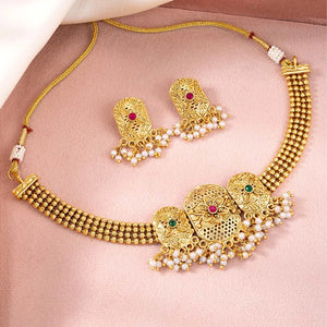 Chic Horizon Short Necklace Set